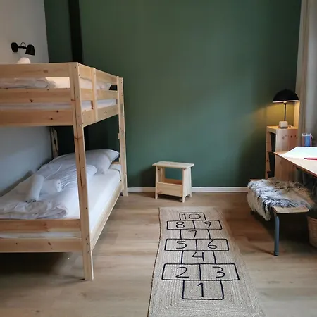 Malu In Ferienhaus