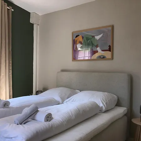 Malu In Ferienhaus *